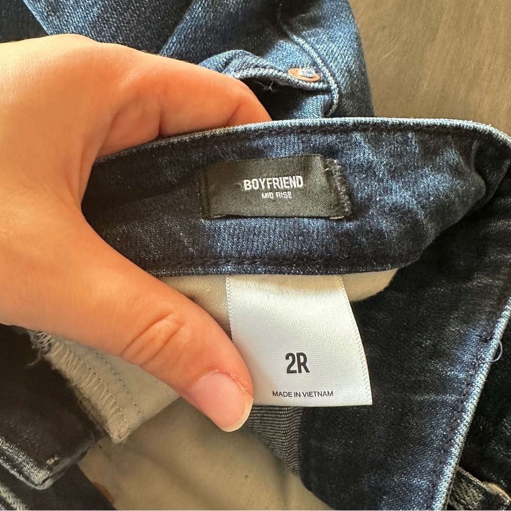 Express Boyfriend Mid Rise  Button Front Distressed Jeans 2 - Picture 8 of 12